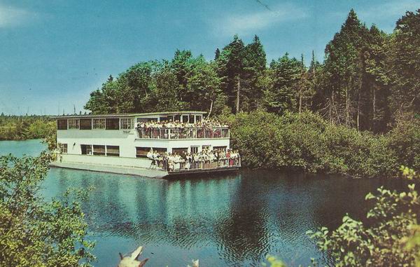 River Boat Tahquamenon